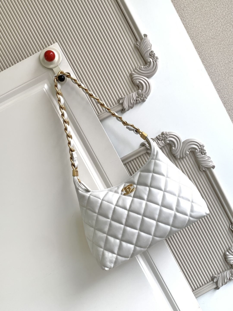 Ch**el hobo bags